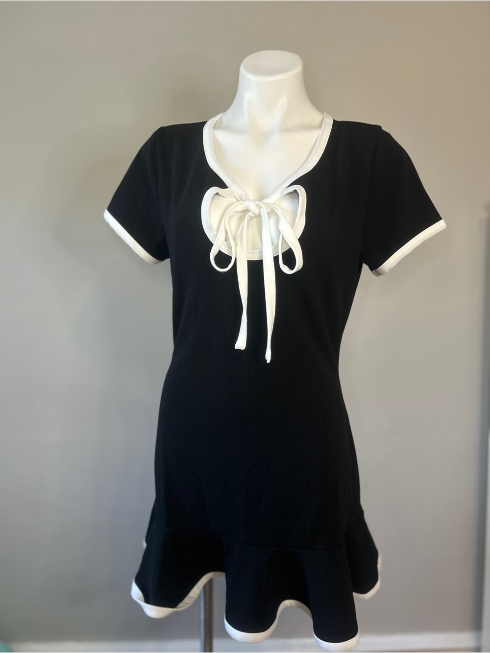 Fashion Nova Black Set The Bar Short Sleeve Mini Dress